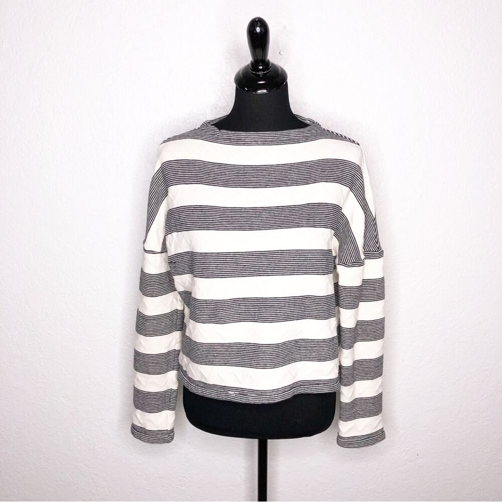 Anthropologie Eri + Ali black white striped long sleeve knit top size XS